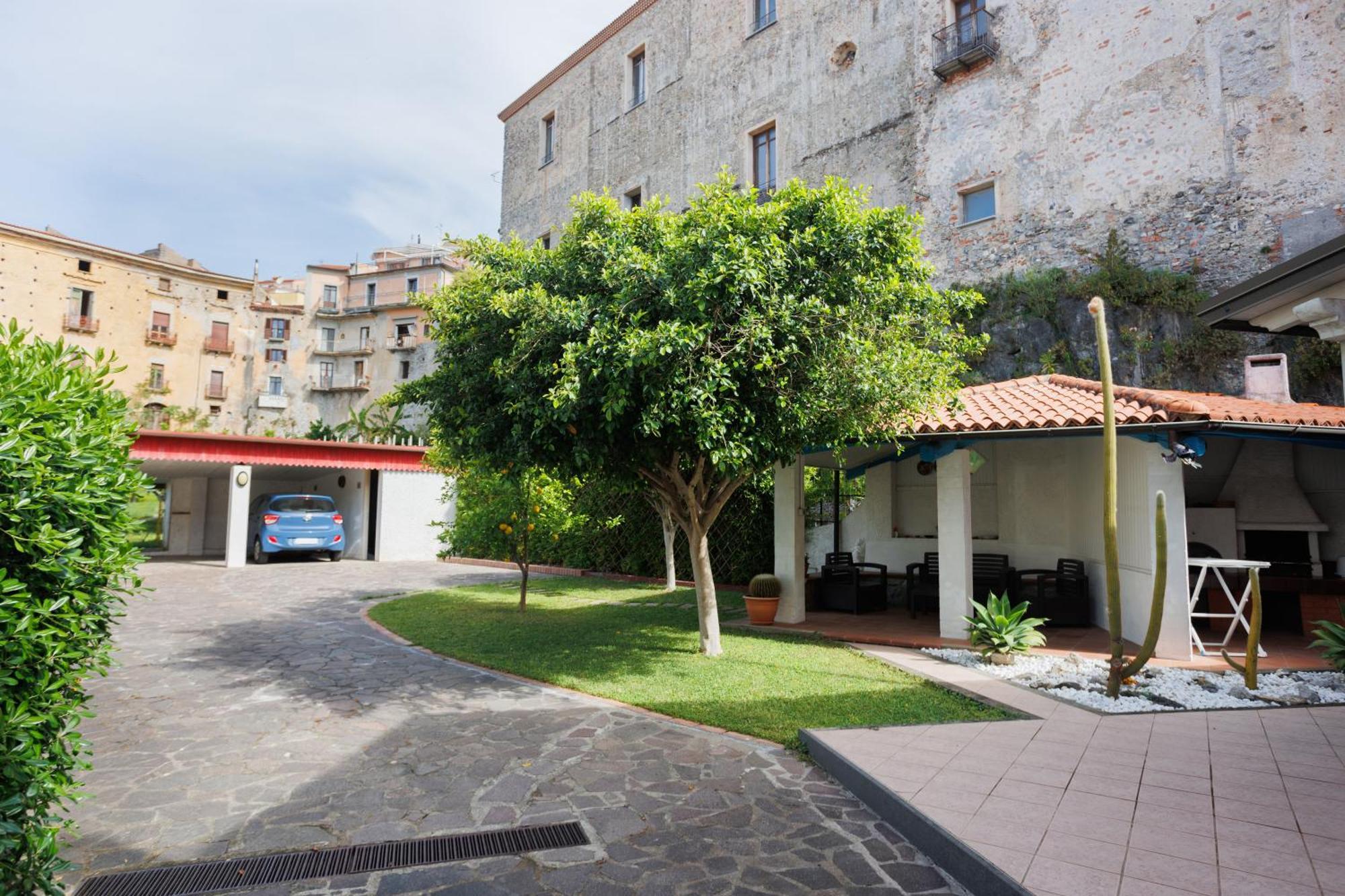 Apartmán The Lemon Tree House Scalea Exteriér fotografie